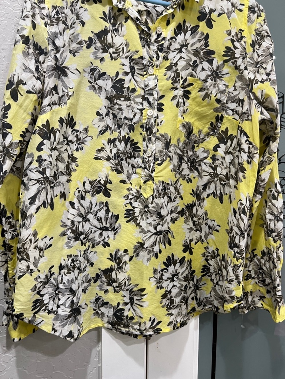J. Crew Yellow Floral Button-Down Shirt silk and cotton blend - Picture 5 of 6